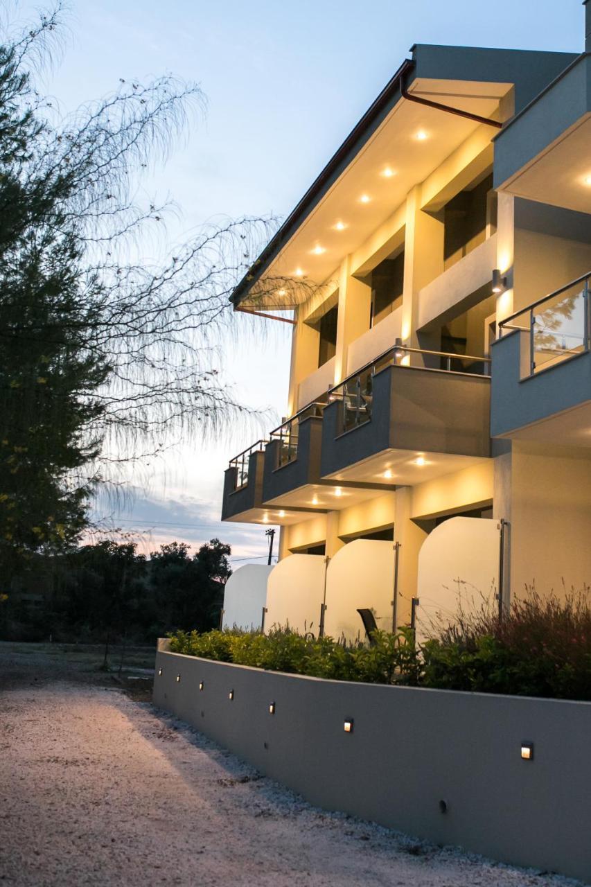 Aparthotel Gmare Gerakini Exterior foto